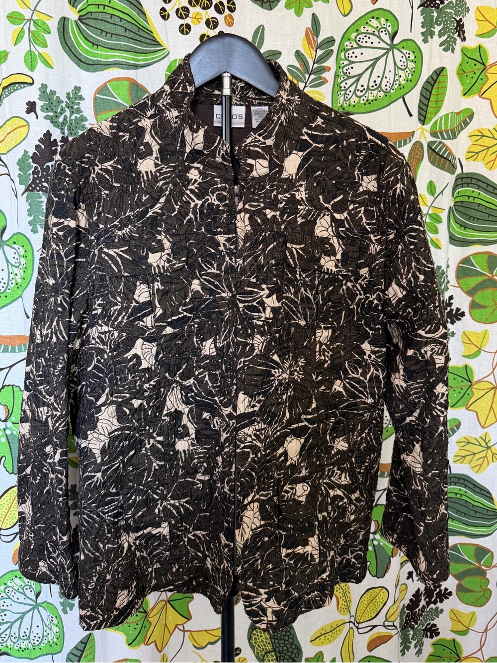 Chico’s Size 3 Black Cream Floral Textured Zip Front Jacket